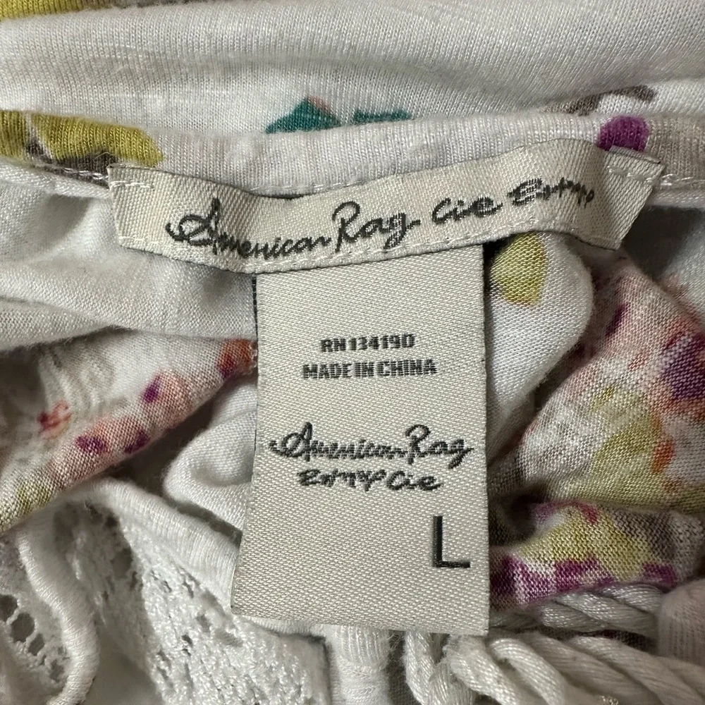 American Rag Woman’s White Floral Crochet Blouse Sz L Short Sleeve Top Cropped - Picture 7 of 7